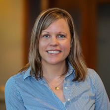 Nancy Henke headshot