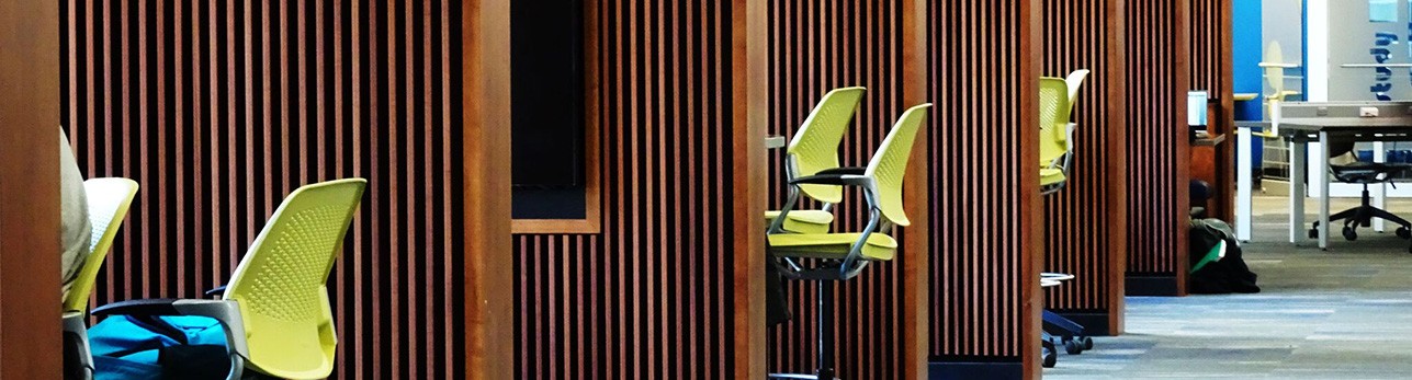 Study alcoves on the first floor